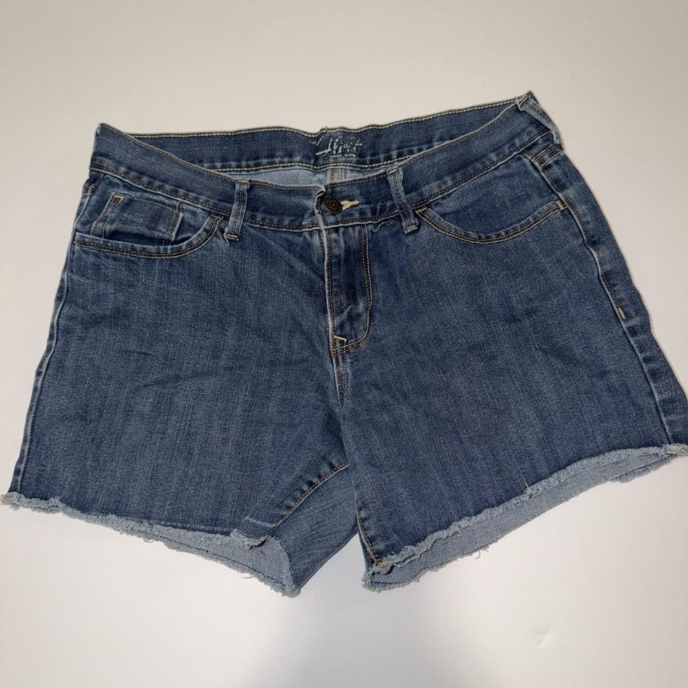 Old Navy The Flirt Cut-Off Denim Shorts Blue Mid Rise Women's Size 8 Reg